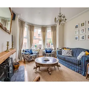 https://central-belfast-apartments-ormeau-park-residence.belfasthotelsireland.com