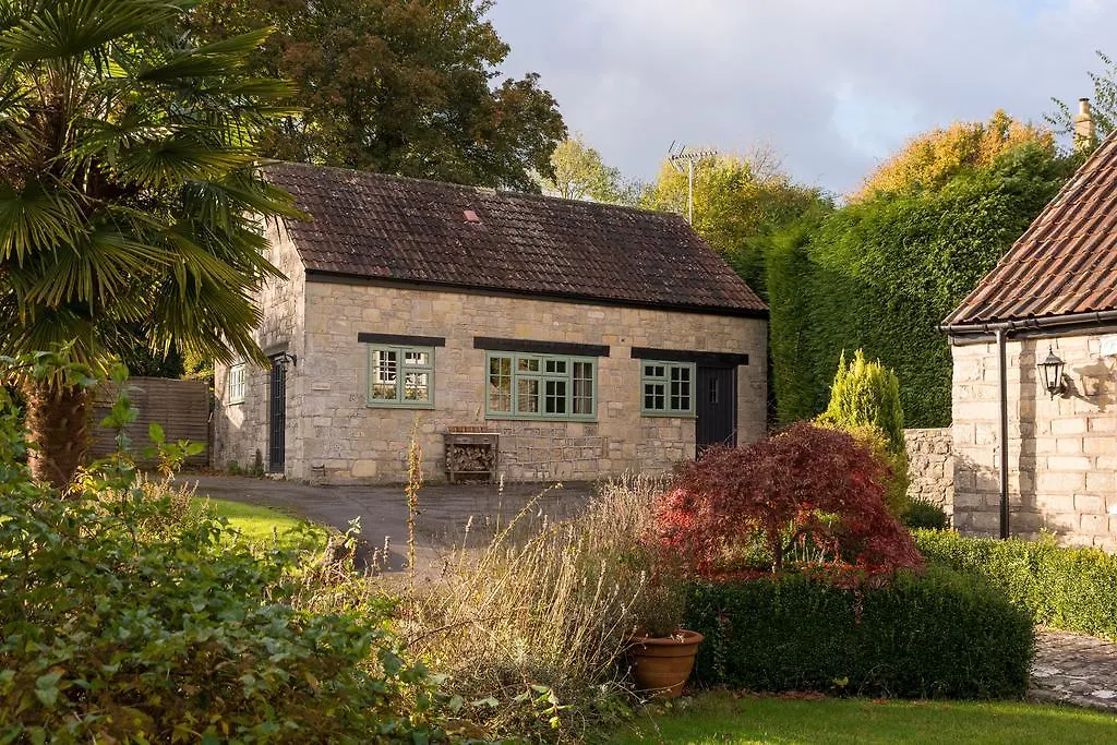The Snug Vila Bath